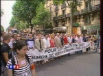 medium_Gay_Pride_2006_tf1_banderole_jlr_.JPG