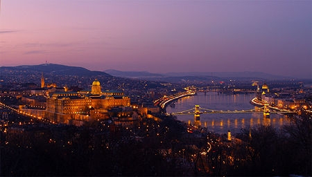 Budapestnight1.jpg