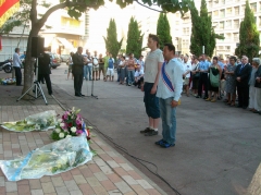 Marseille LGBT Remise gerbe marseille 4.jpg